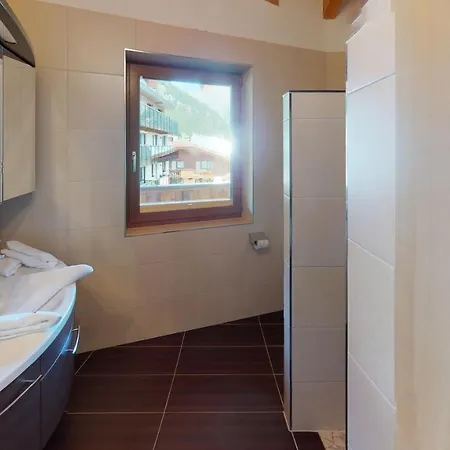 A Casa Bernstein Ζόλντεν